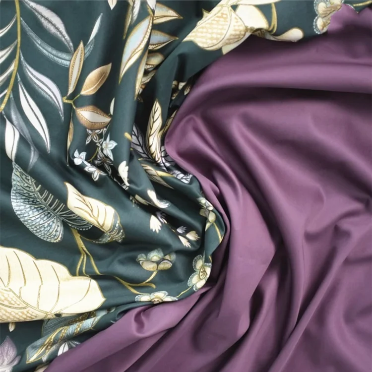 Wholesale 150 cm Width 90GSM Soft Handfeeling Shiny Polyester Floral Printed Silk Satin Fabric