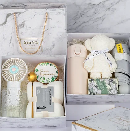 Wedding souvenirs for guests gift sets wholesale fan umbrella soap happy birthday gift set for company employee rituals gift set