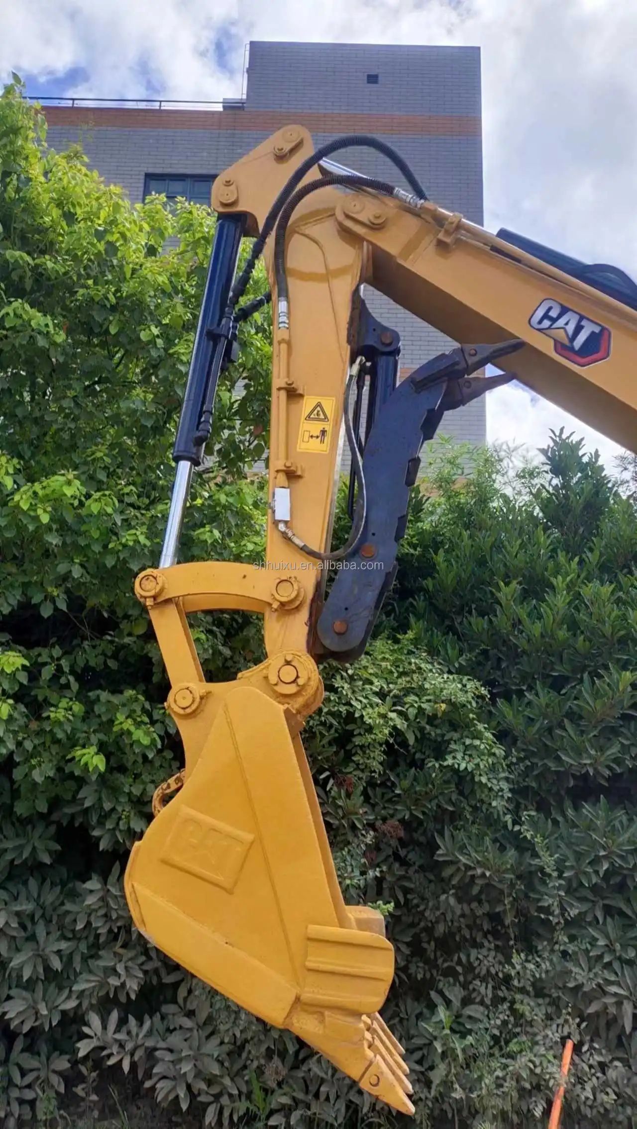 used walking excavator  CAT303 with driving cab  second hand digger mini excavators for sale used mini excavator sales