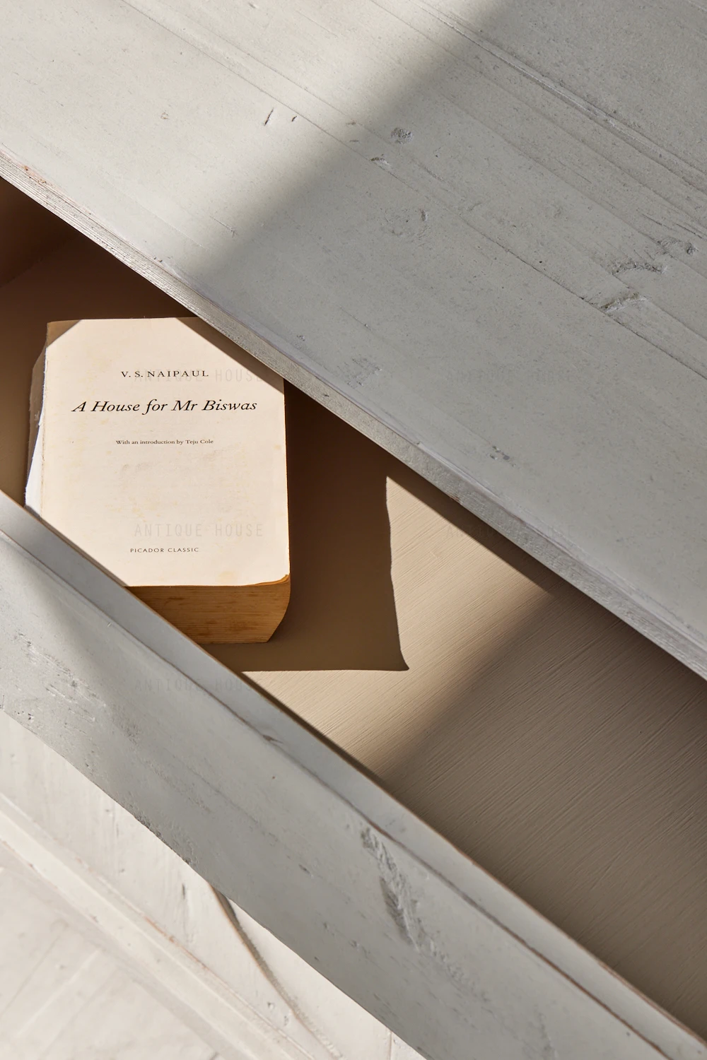 Elegant furniture wabi sabi cabinet French vintage recycled pine sideboards living room furniture interior decorative sideboard