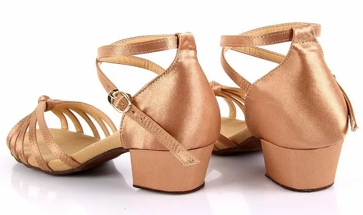 
Wholesale Girl Latin Dance Shoes Cube Heel Dancing Shoes 5552 Low Heel Girl Dance Shoes Salsa 