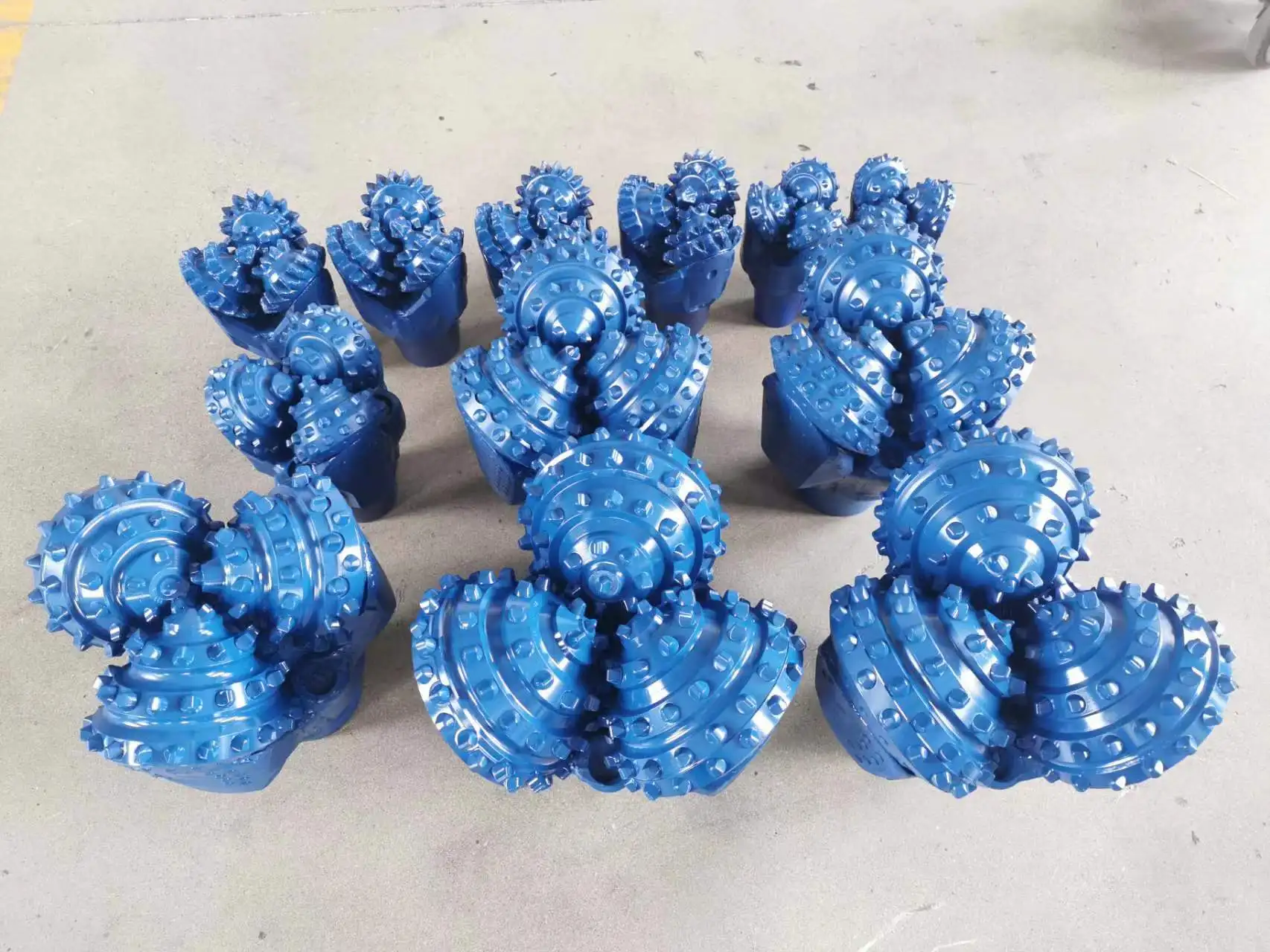 Drill bits necessary for water well drilling rig mud pump system, 158.7mm roller cone bits-2023 latest production