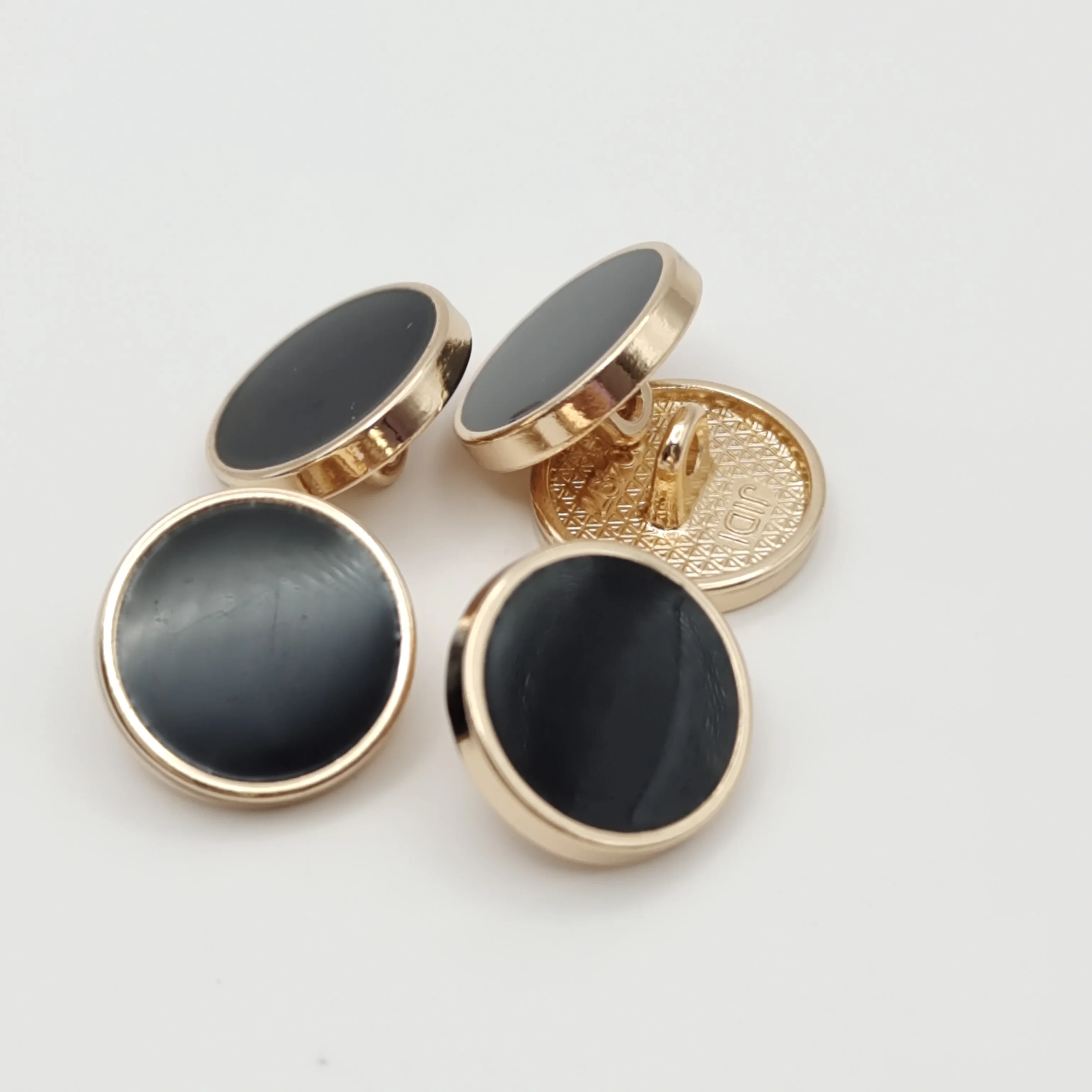 Custom Designer Enamel Fashion Button Blouses Sewing Coat Clothing Button