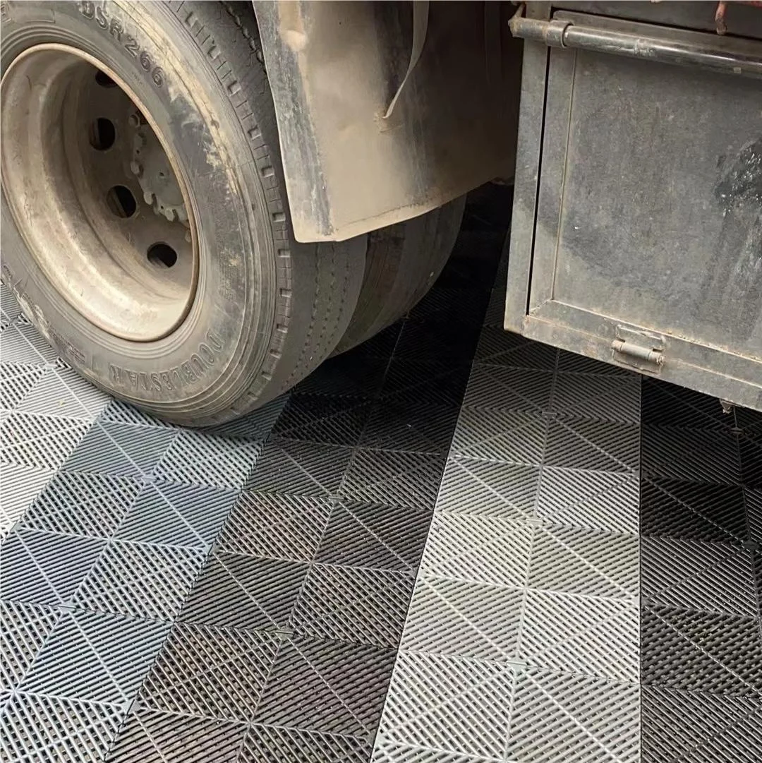 Non-Slip Interlocking Plastic Garage Floor Mat Garage Organization & Garage Storage Vented Midnight Black