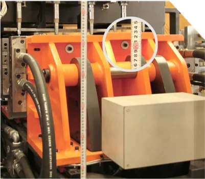 Jerry can bottle PE PP Extrusion blow moulding machine The Pq valve or proportional valve  controls the hydraulic system