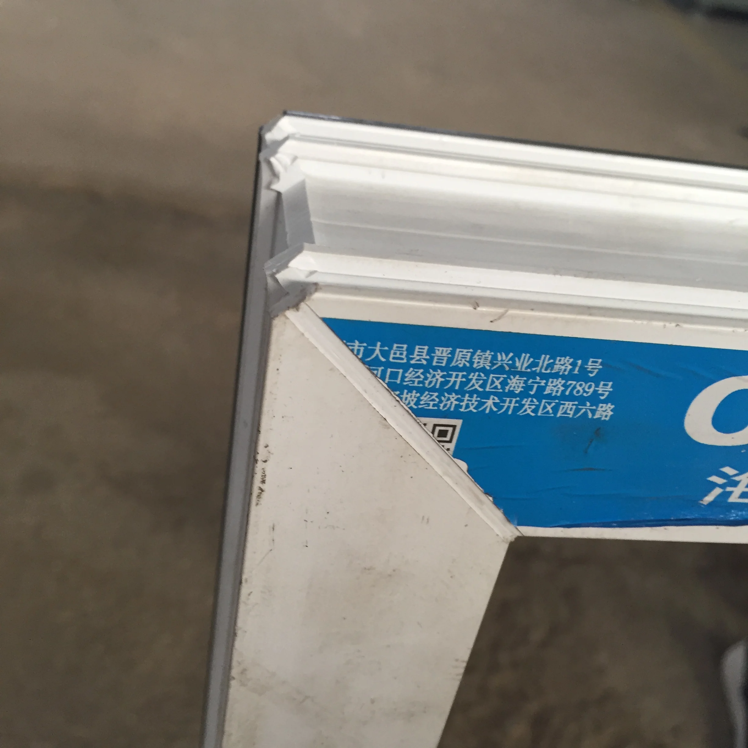 Portable water slot milling tools for PVC window maquina