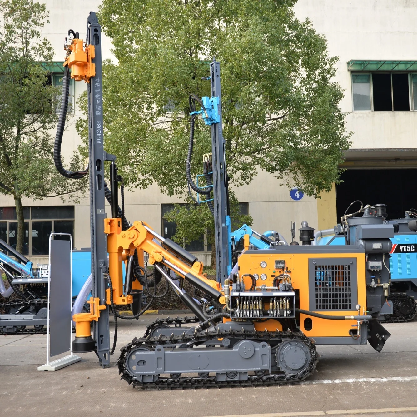 Kaishan KG420BH 25m crawler DTH drill equipment diesel engine mine borehole drilling rig machine price