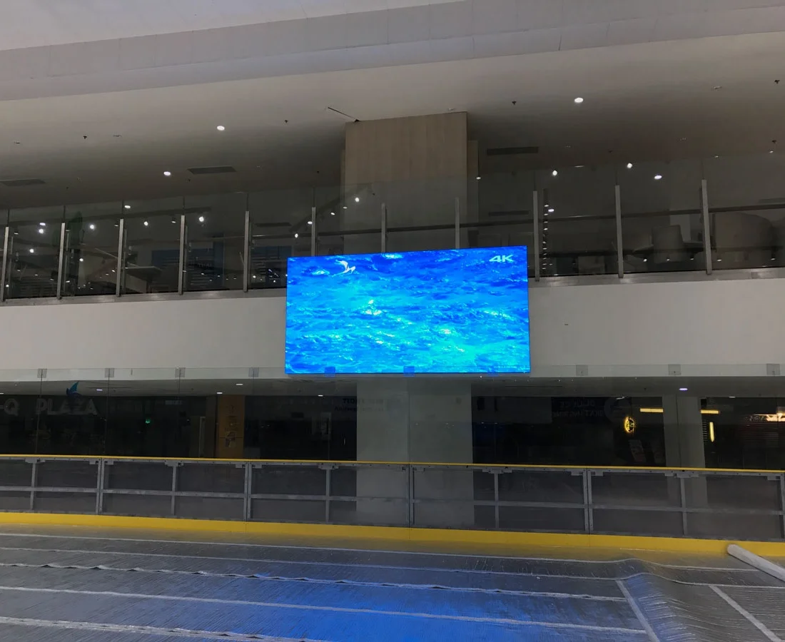 Big Viewing Indoor HD P4 RGB SMD LED Video High Definition 4mm LED Video Display Wall Fixed PH4 LED Screen