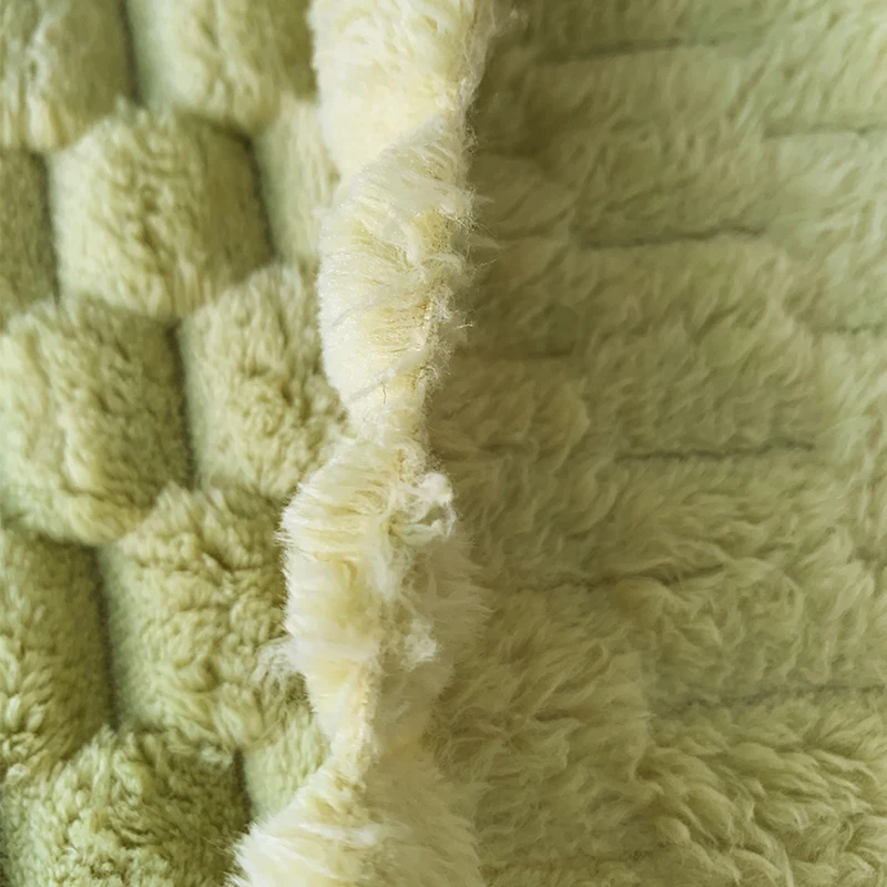 Green Color Dimensional Polyester Knitted Blanket Clothing Fabric