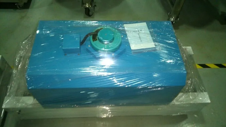 Hot-selling desktop shrink film packaging machine is widely used in food  cosmetics and beverages