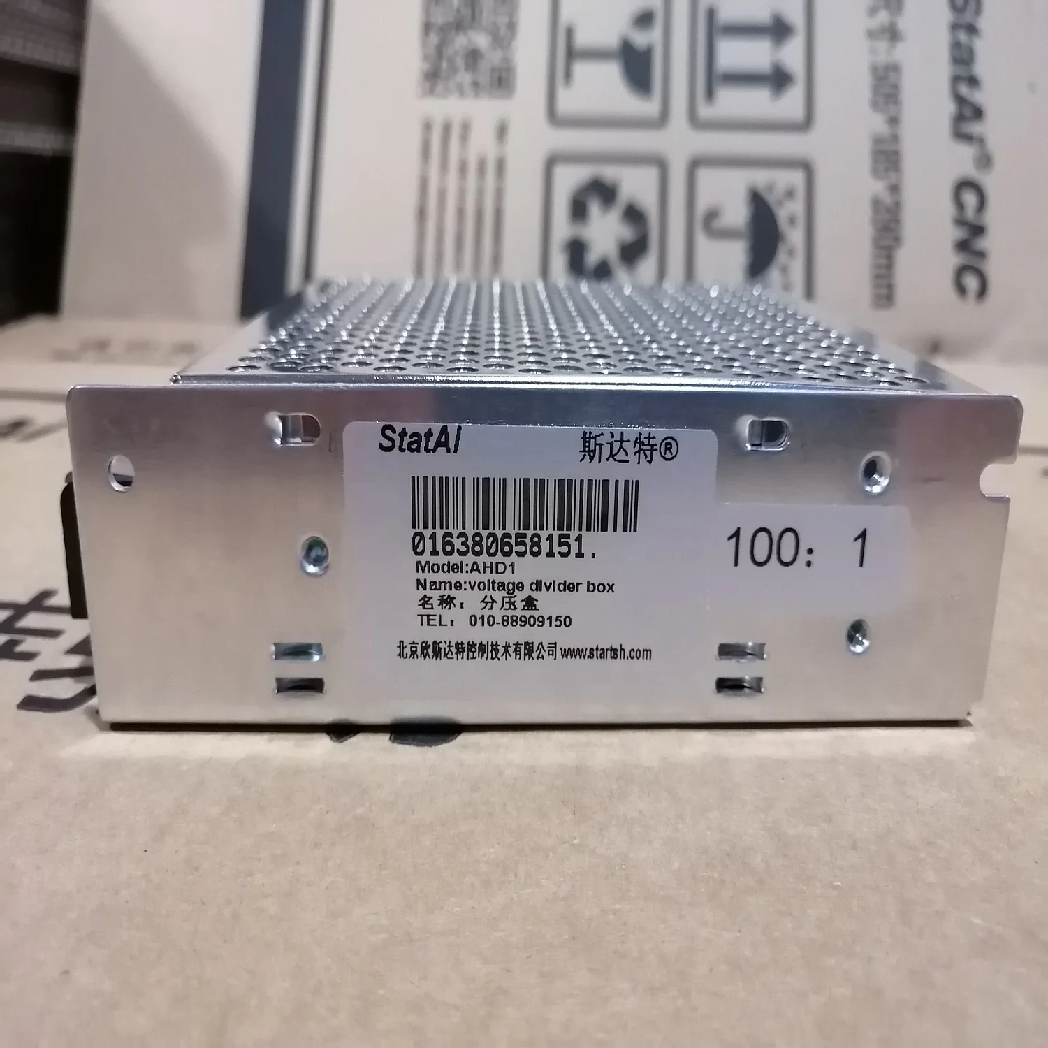  Разделитель напряжения AHD1/AHD2/AHD3/AHD4 от