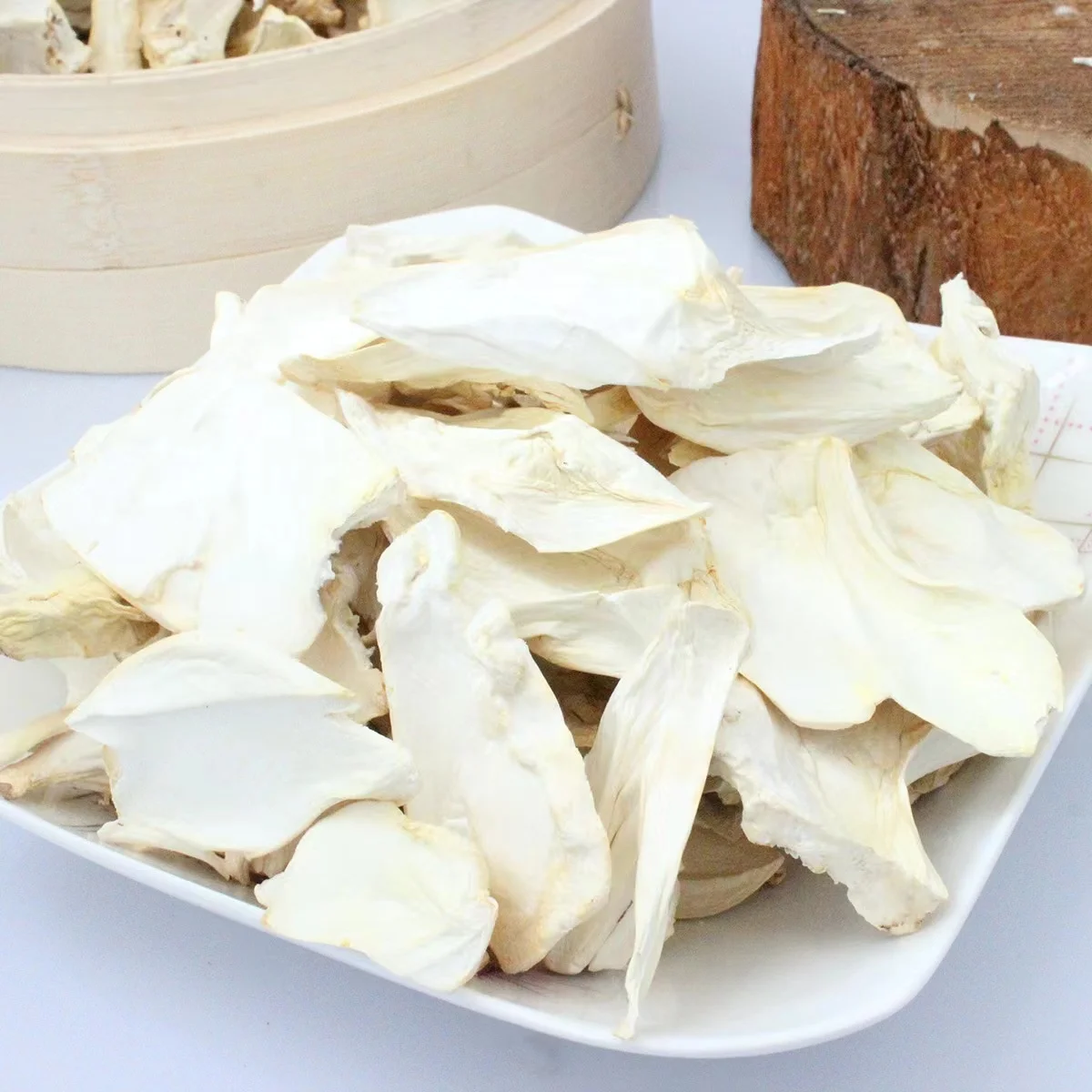 Оптовая продажа высококачественные сушеные нарезанные королевские вешенки в мешках