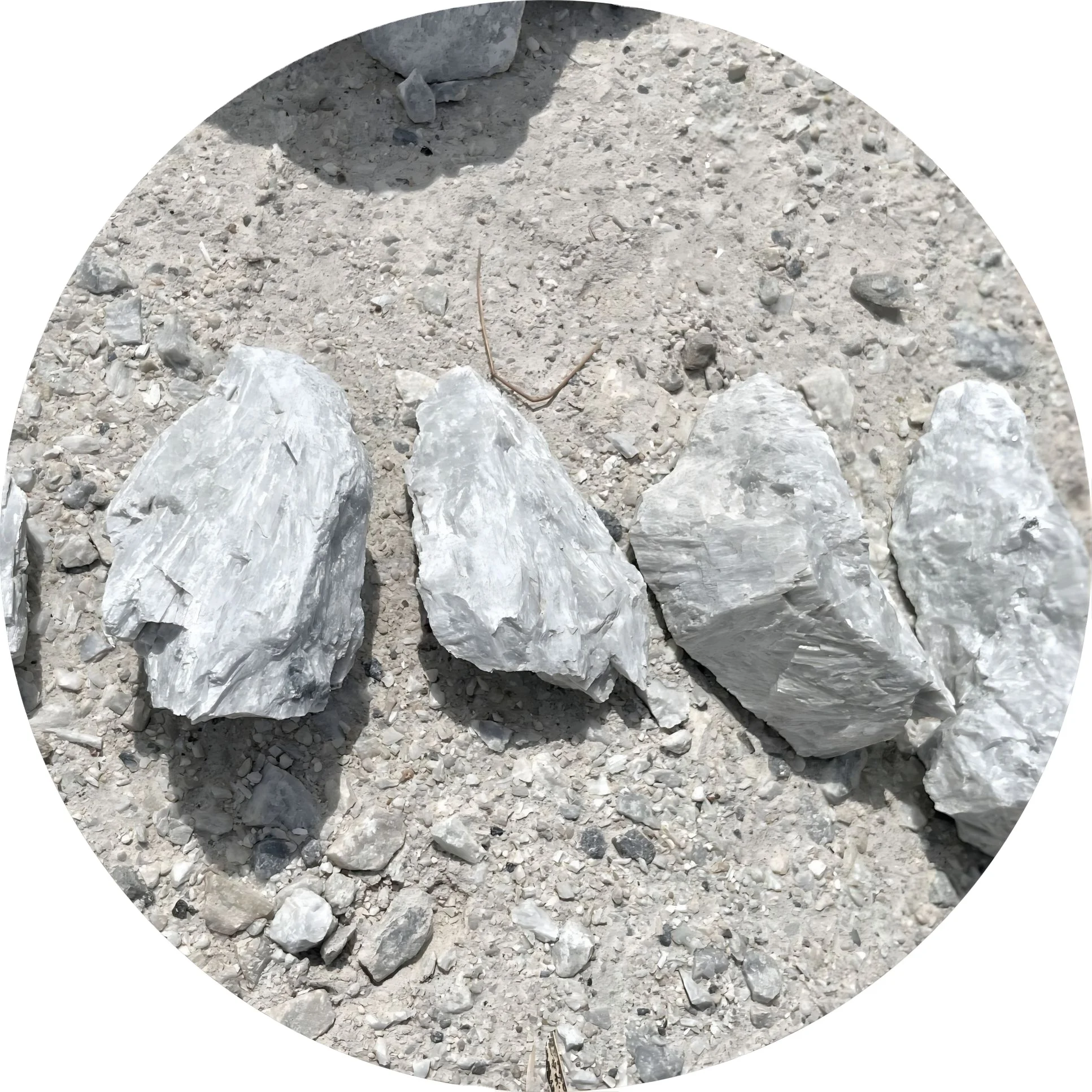 Производство рудника, игольчатый волластонит для поршневого материала, резиновая металлургия, пластмасса, высокая белизна, Литейный флюс CAS 13983-17-0