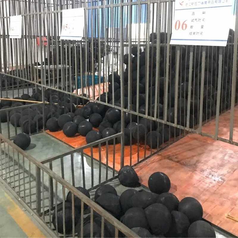 Top Quality Full Size  Customized weight Butyl rubber Soccer Football bladder popular in Pakistan market