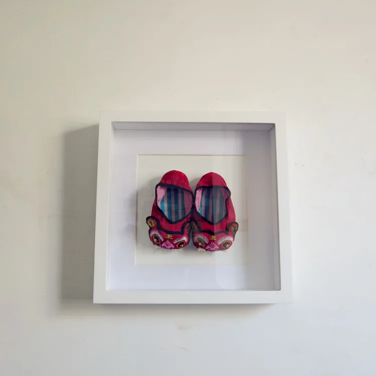 hot selling wooden shadow box for collection baby first shoe frame