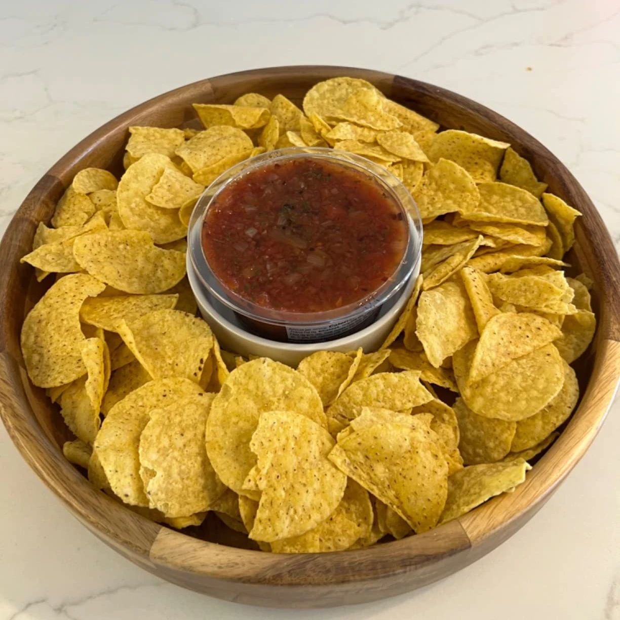13  Inch Acacia Wood Chips and Dip Serving Set and 2x Dip Dishes Round