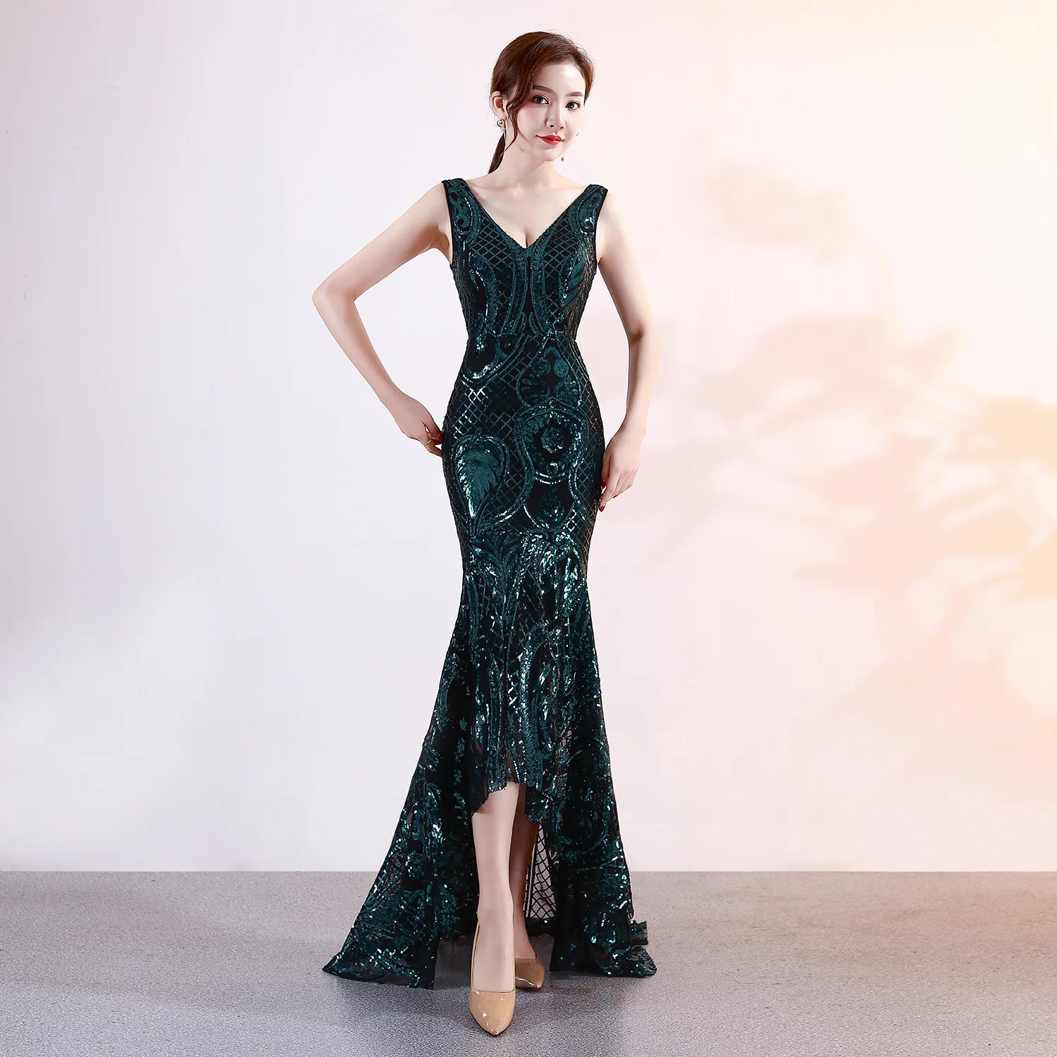 Wholesales  bride high Quality Fishtail Korean evening dress V neck Sing Clothing Gown Prom Evening Women Dress