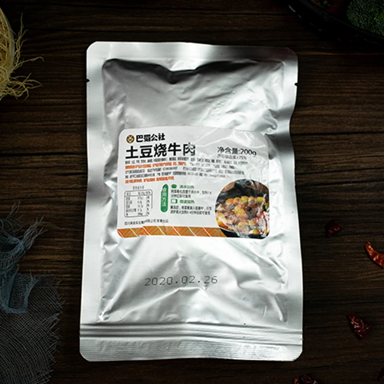 200 г консервированная тушеная свинина картофельные жареный свинина нарезанные консервированные свинина консервированное мясо