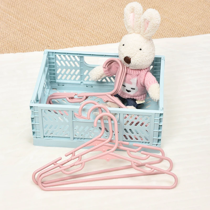 YIKAI Wholesale Factory Price Cheap Plastic Kids Soft Touch Hangers with Large Notched