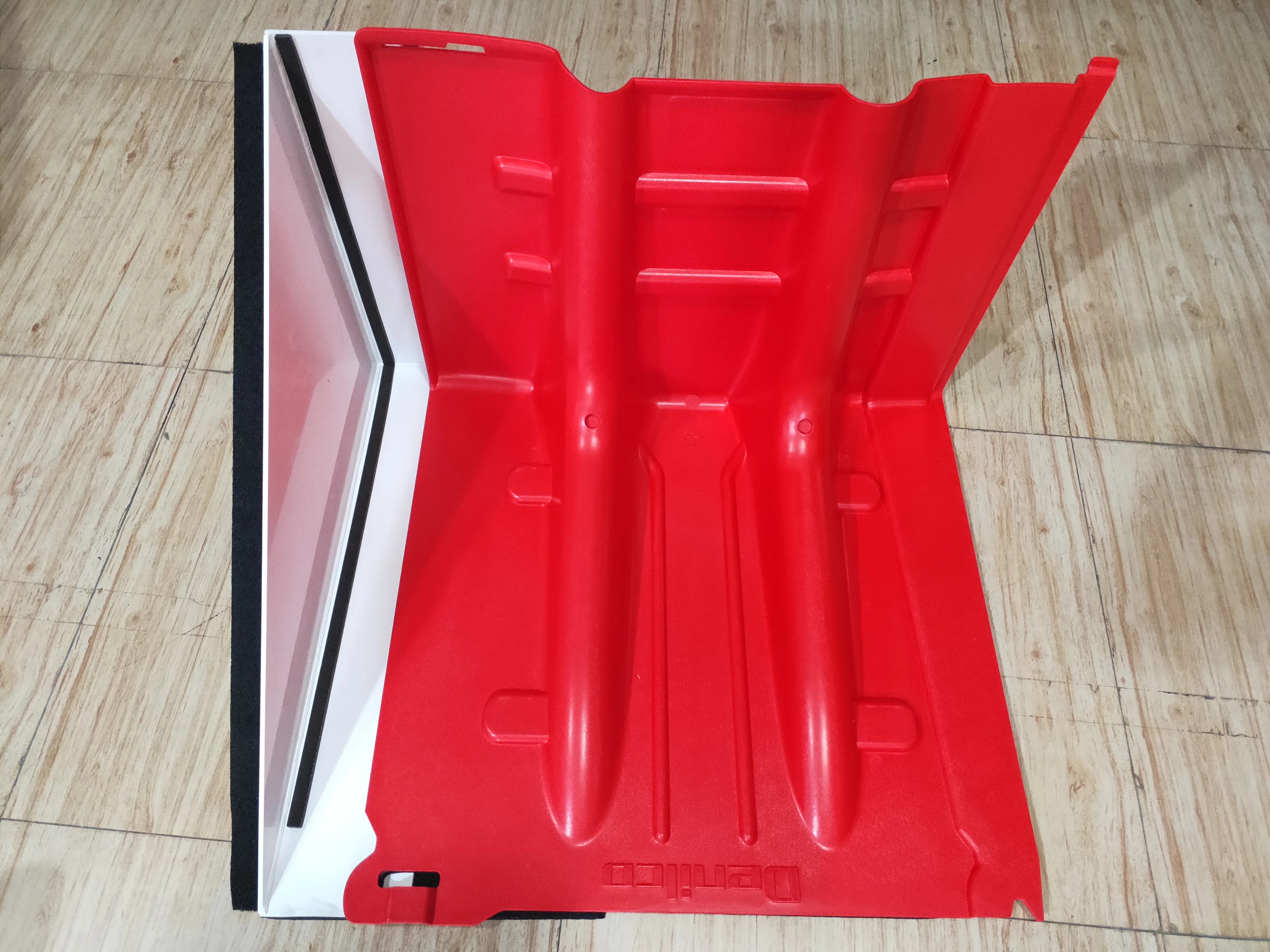 Portable flood barrier protect houses from flooding