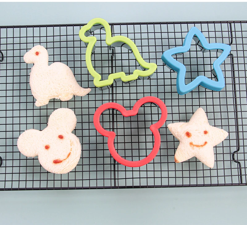Hot sale Stainless Steel Baking Stencil Star Heart Mickey Dinosaur Shape Biscuit Stencil