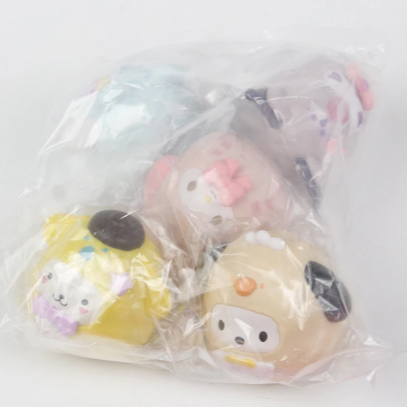 2024 New Sanrioo Small Animal Tumbler Blind Box Kuromii Melody Doll Cute Desktop Ornament Doll Wholesale
