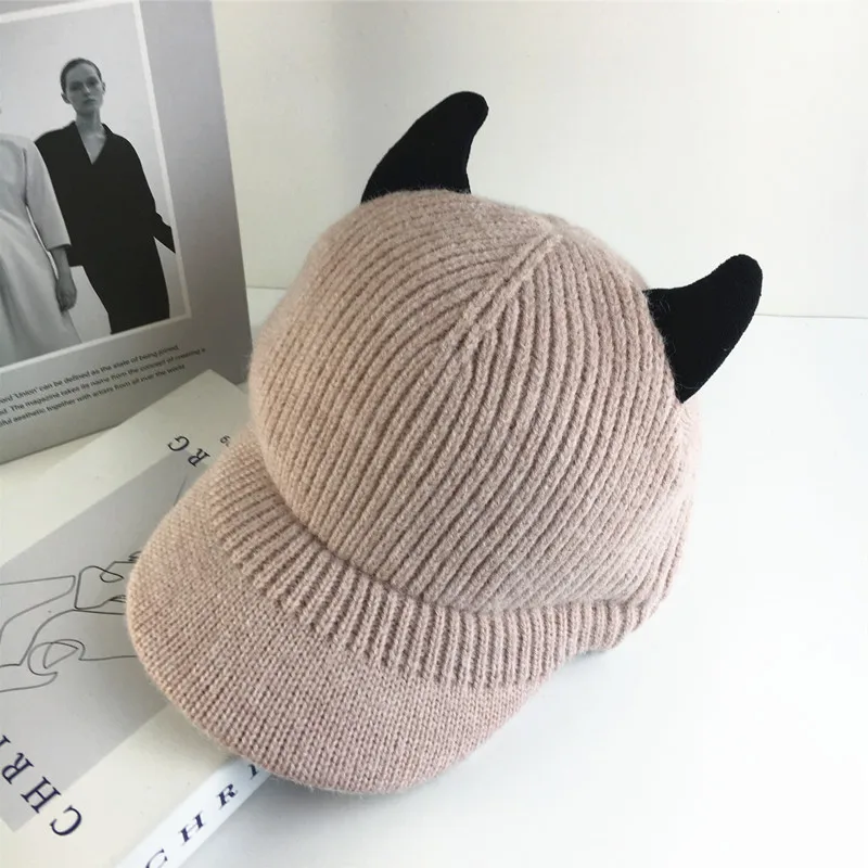 Winter New Lady Acrylic Knitted Hats Plain Color Female Youth Cute  Keep Warm Baseball Cap