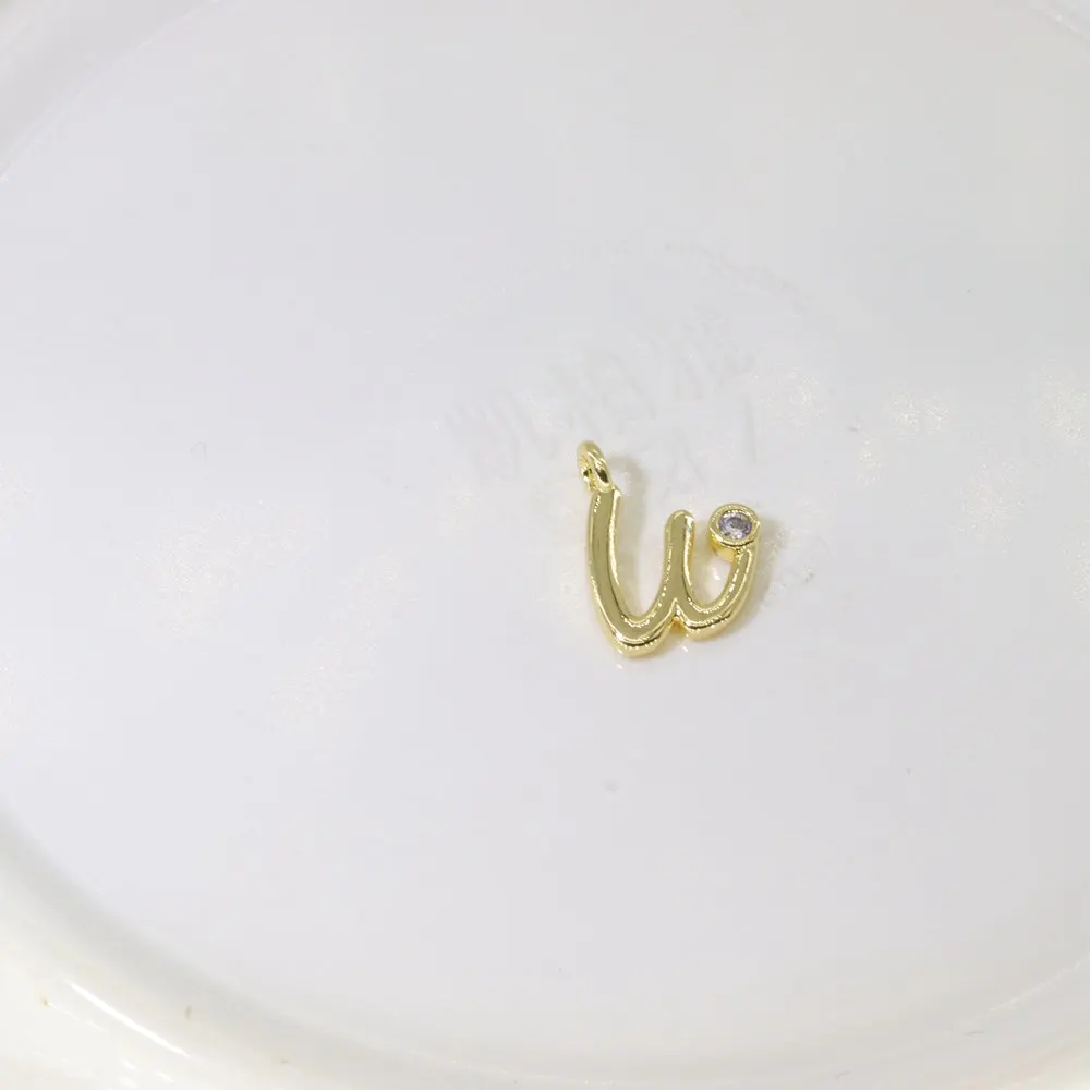 2022 New Fashion Brass Copper Alphabets Design 18K Gold Plated Jewelry Making Letter Charm For Accessories