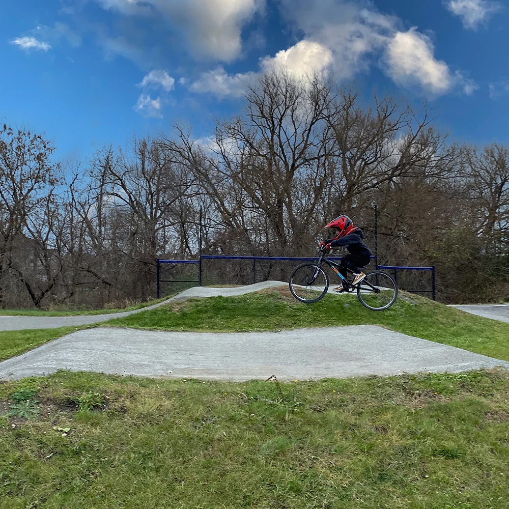 Gateshark Bicycle Frame BMX Race Alloy 20 Inch BMX Racing Frames Hydroformed Triple Butted Heat Treated CNC Integrated Head Tube