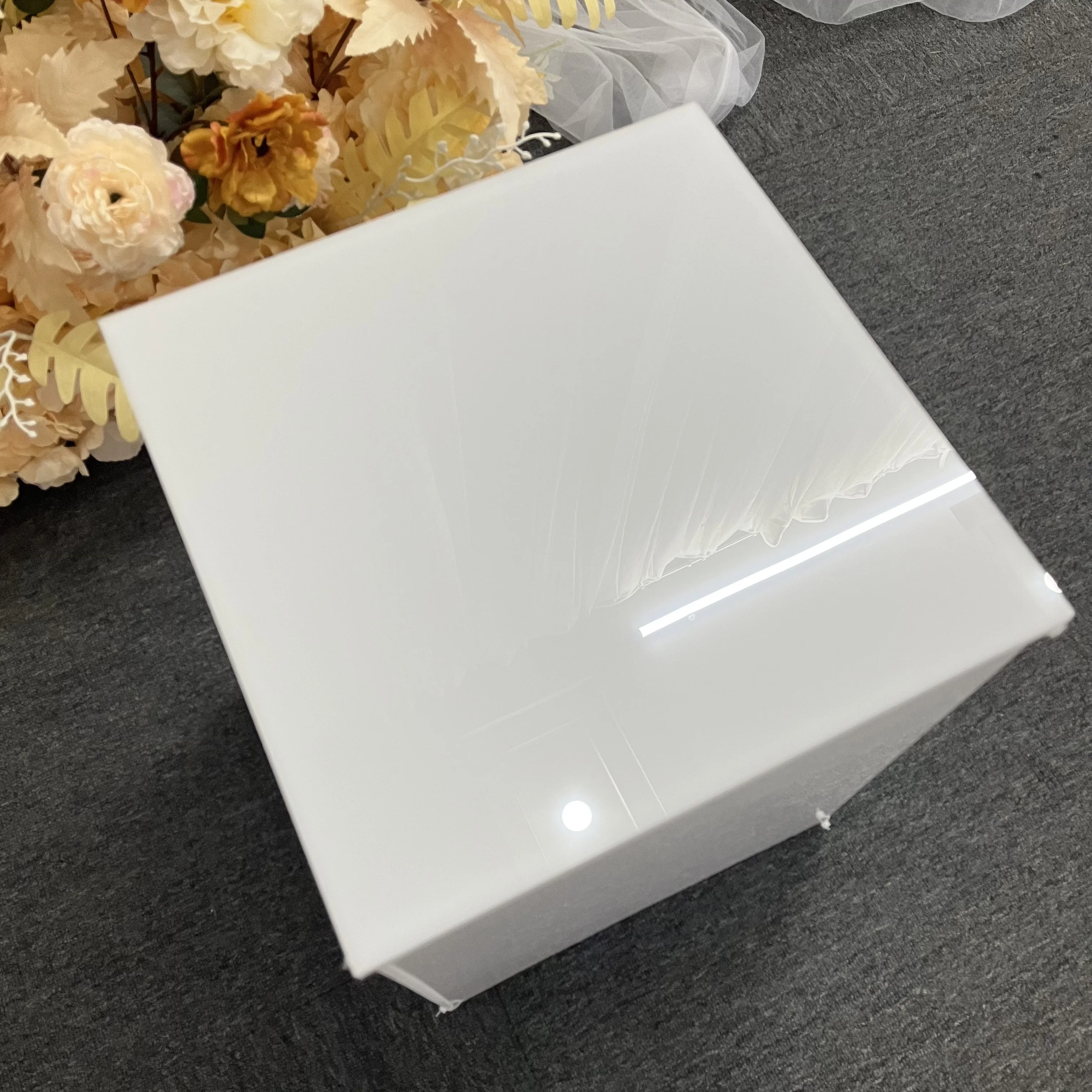 Factory wholesale Acrylic Cylinder Pedestals Stand White Acrylic Party Square Plinths for Party Stage Display