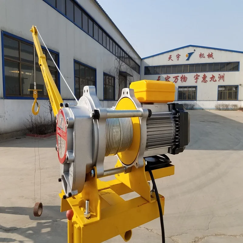 Mini 360 Degree Rotating Lifting Construction Material Hoist Truck Small Mini Crane For Construction Material