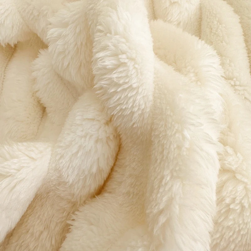 New Artificial Rabbit Plush Autumn Warm Blankets for Beds Soft Coral Fleece Sofa Throw Blanket Comfortable Thicken Bed Sheet