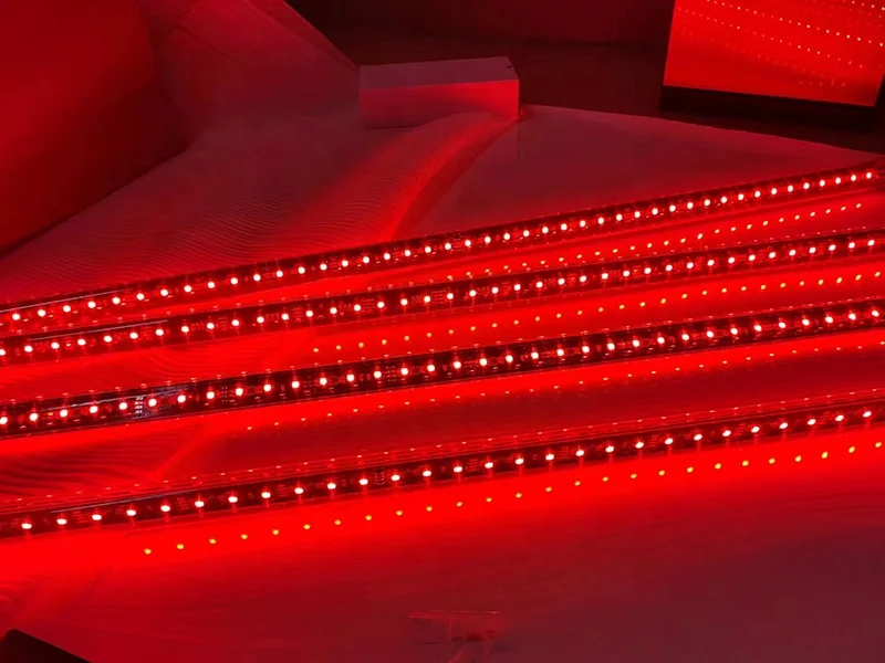 64leds Smd5050 Rgb 12v 3D 20mm Dmx Pixel Led Meteor Tube Light.jpg