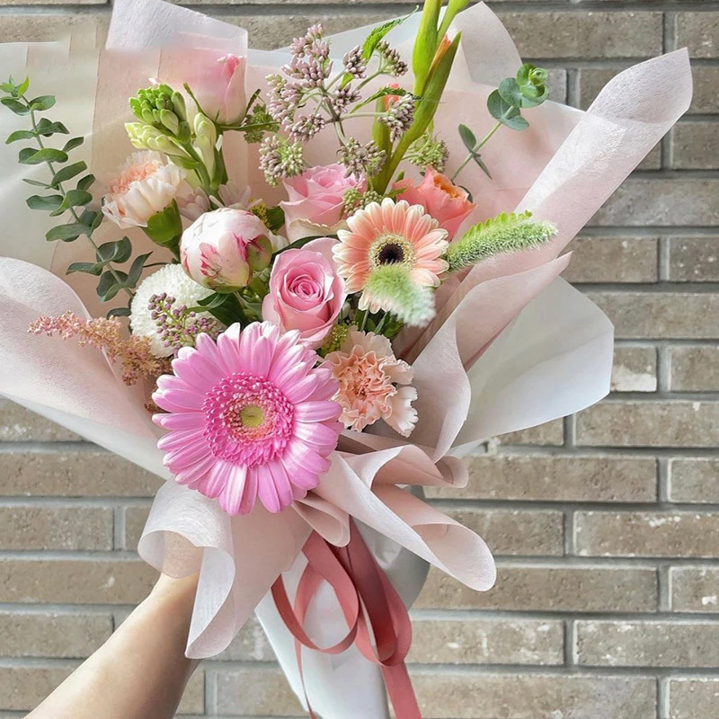 Good Price Cheap Personalized Non Woven Fabric Roll Bouquet Paper Waterproof Biodegradable Tissue Flower Wrapping Paper