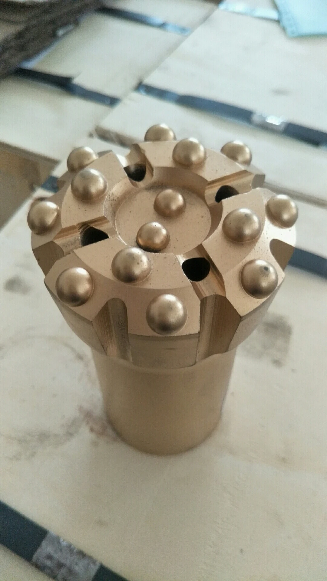 Tapered and Thread Rock Drilling Button Bit