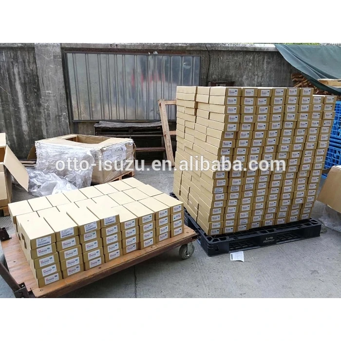  Держатель форсунки топливного инжектора 8-98284393-0 4HK1