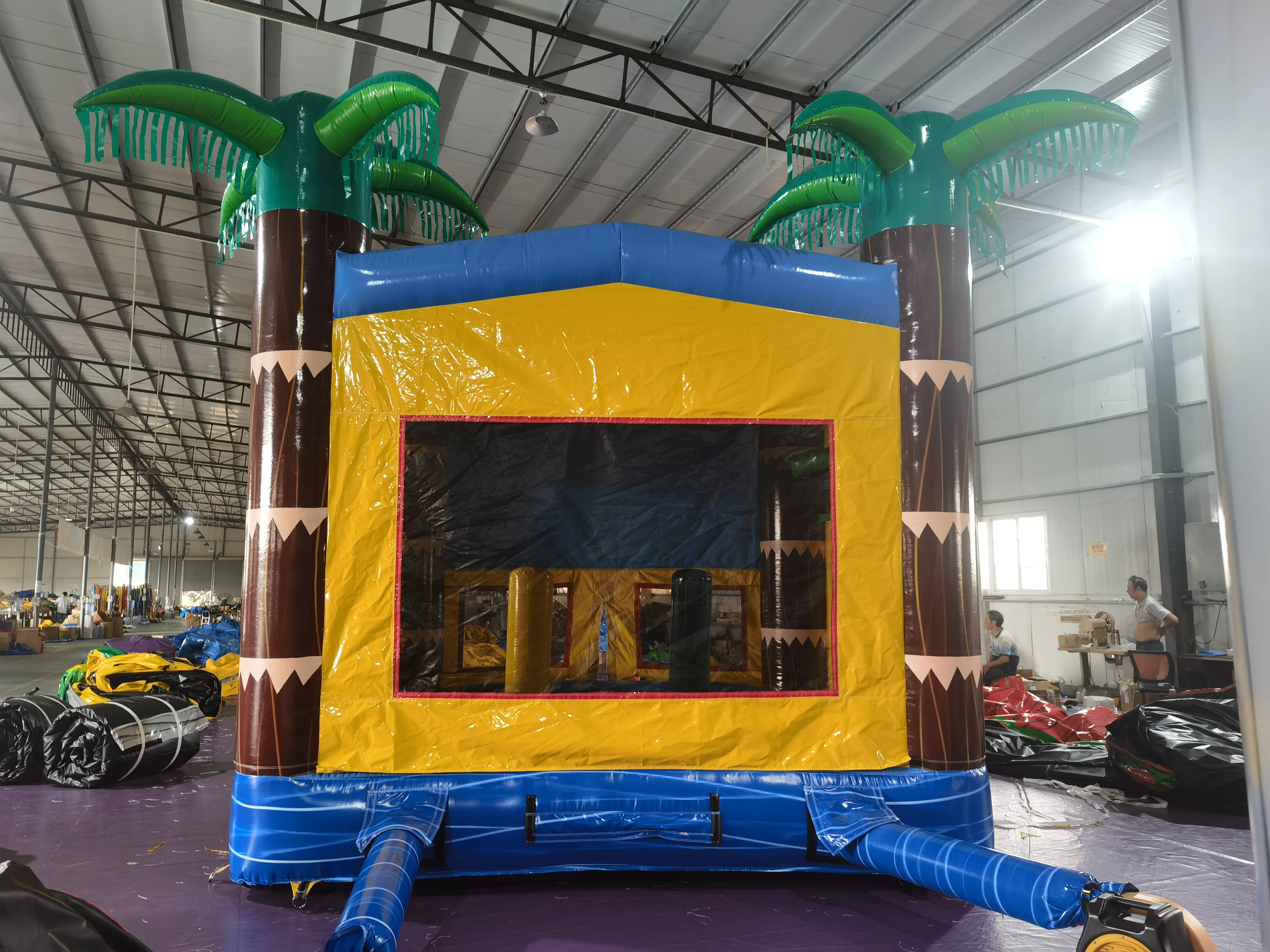 Hot-selling Symphony blue coconut tree inflatable bouncer / Bounce Castle/ Jumping House in stock