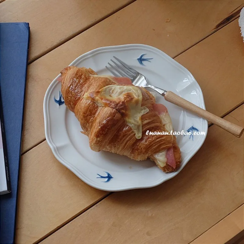 Korean INS New Swallow Float Plate Party Ceramic Plate Dish Literary Breakfast Plate Minimalist The Cartons Porcelain Retro Home