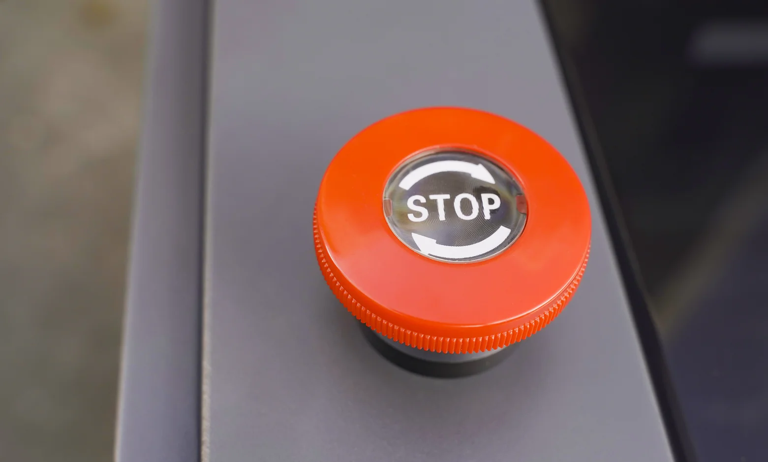 Emergency-stop-button.png