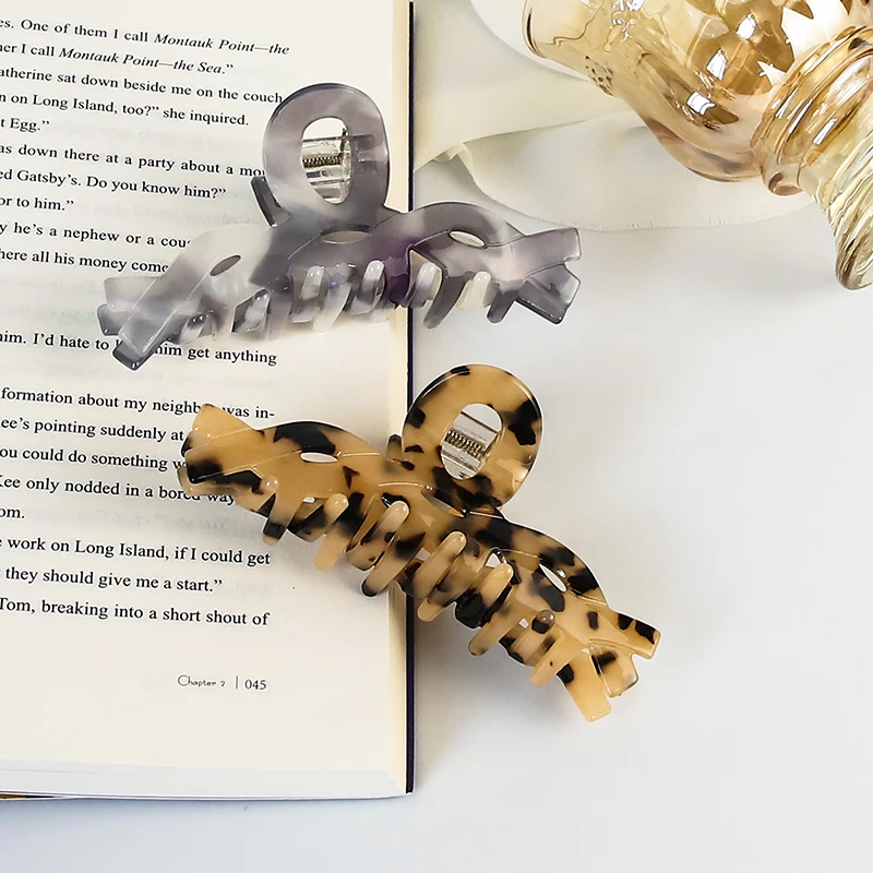 Factory Acetate Hair Claws Leopard Style Ponytail Headwear Crab Clips Retro Cross Headdress Geometric Hairpins Fashion