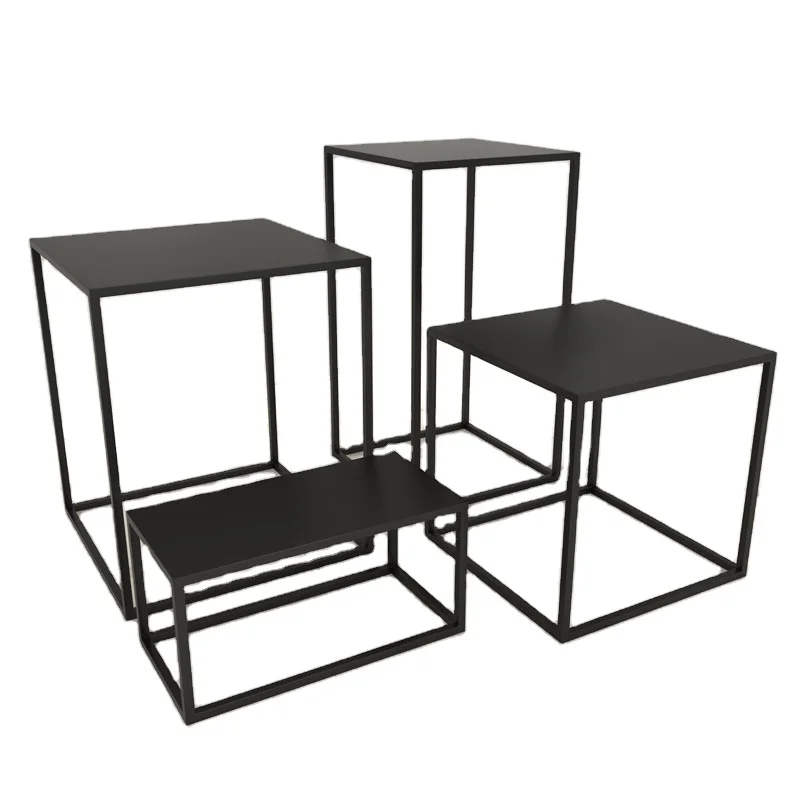 Best Selling Modern Coffee Table Flow Table Window Landing InThe Island Model Black And White Iron Display Rack Clothing Store