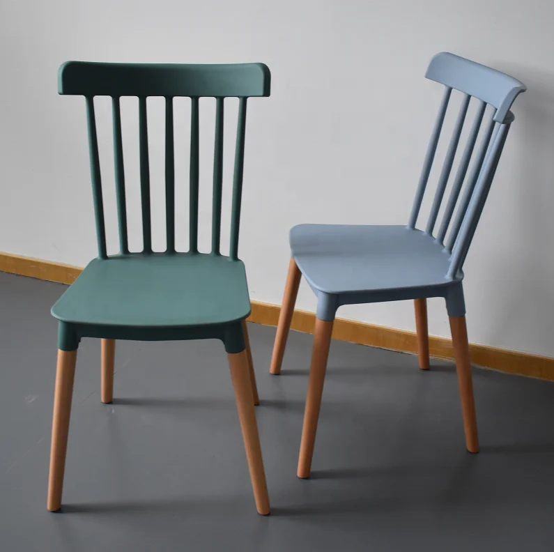 Hot Sale modern wedding furniture plastic Wood Chiavari Banquet chair for event and banquet