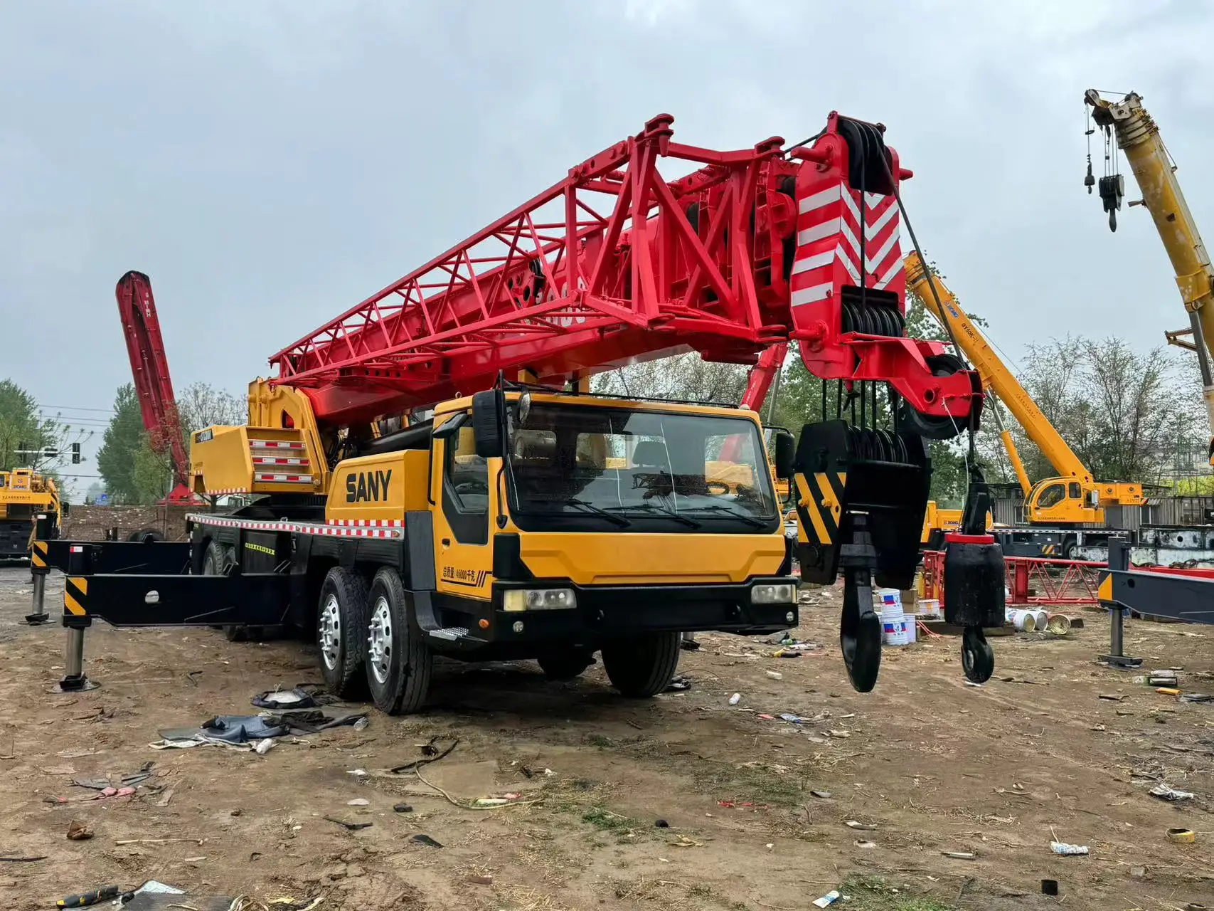 Used SANY 80 tons car crane Used truck Chinese brand SANY crawler crane sales
