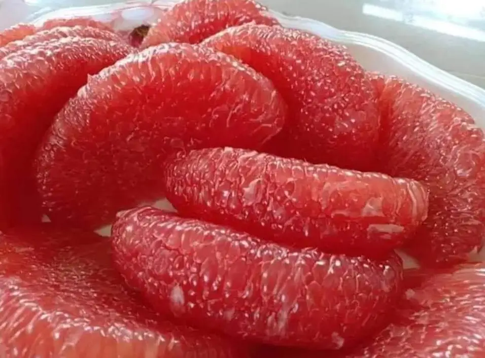 2022 Crop Cheap Price Fresh Pomelo For Export From TW6 Vietnam