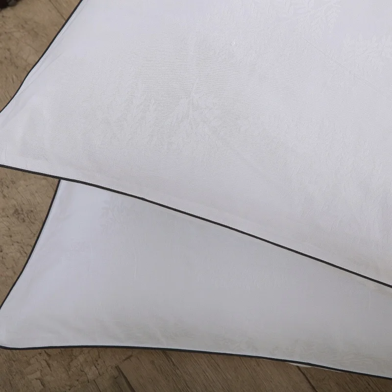 Wholesale Luxury Cotton Hotel Bedding Set Embroidered Duvet Cover and Bed Sheet Set for Home Use