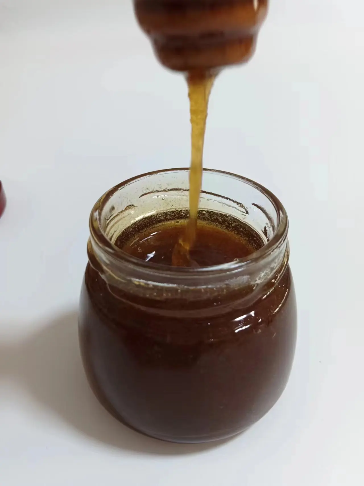 Заводская цена черный мед упакованный в пластиковые бочки для продуктов питания и напитков