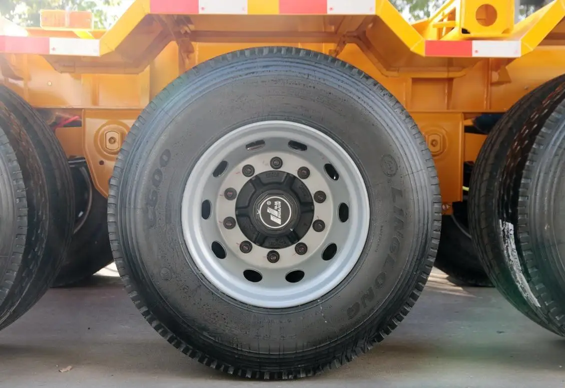 China Factory CIMC 3 axles 20 foot goose neck skeleton truck Container transport semi-trailer for Sale