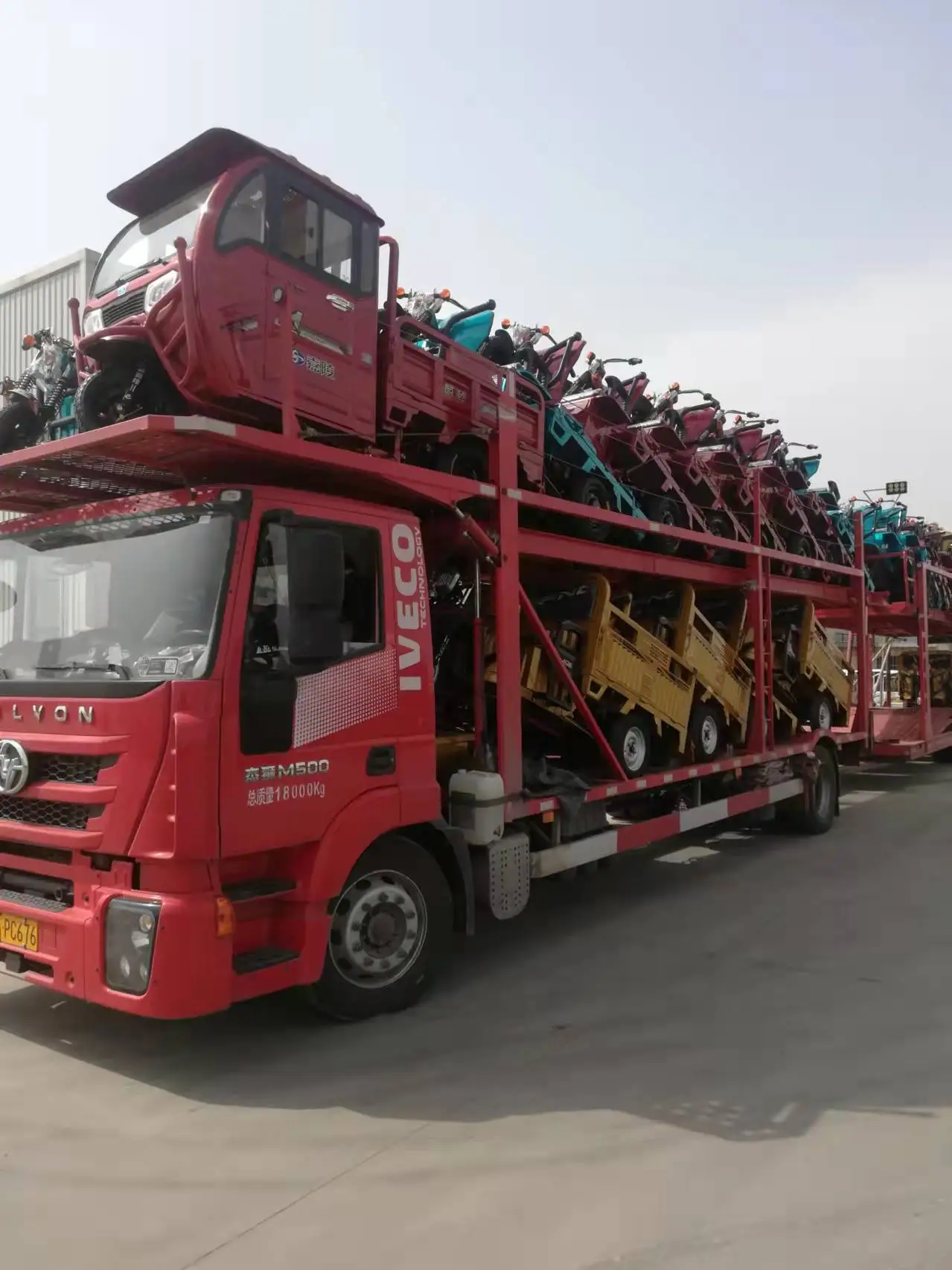 Jobang manufacturer Electric tricycle with closed cab Heavy Cargo Tricycle 1.6m