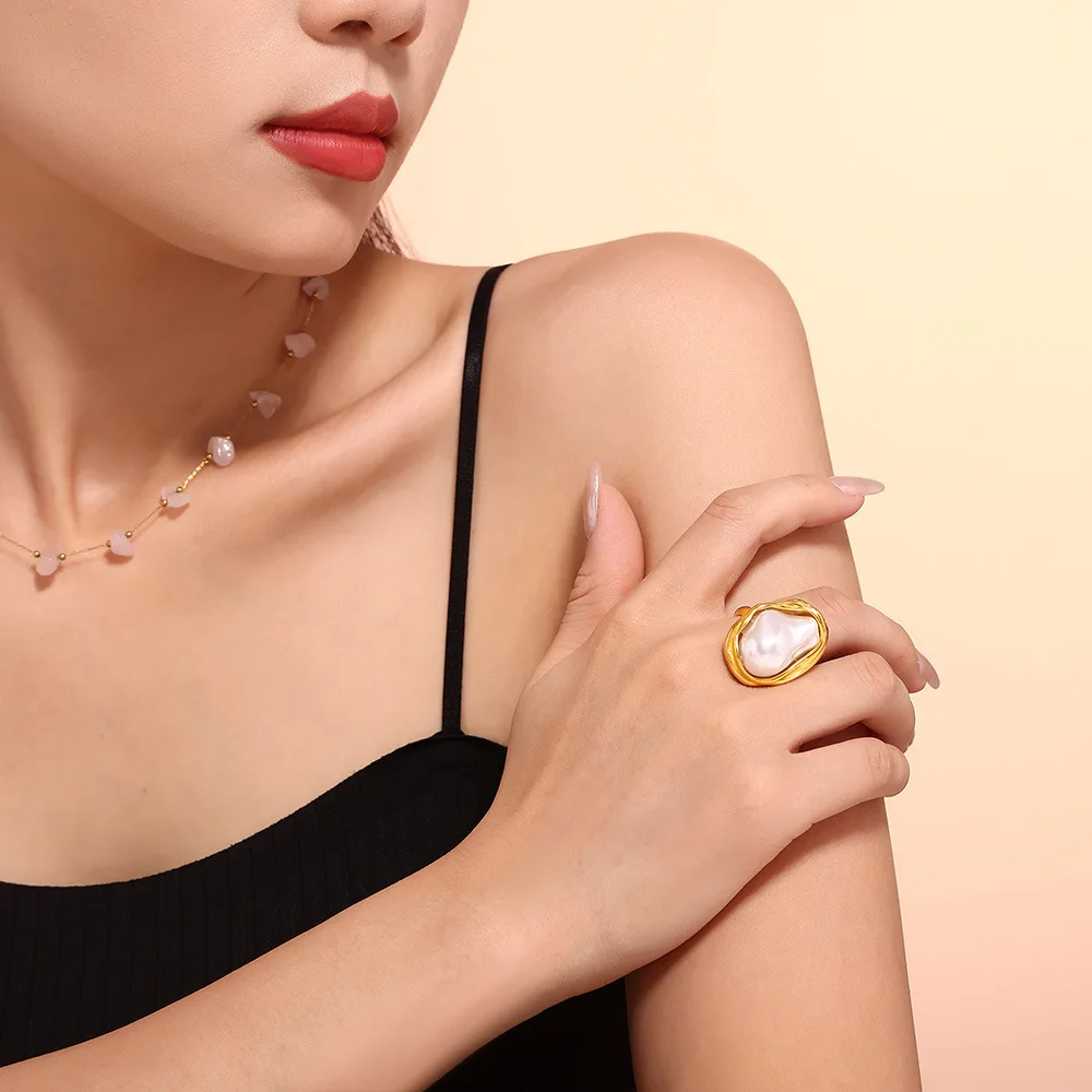 Carline fashion Alien imitation pearl high-quality Stainless Steel Women Gold Ring wholesale