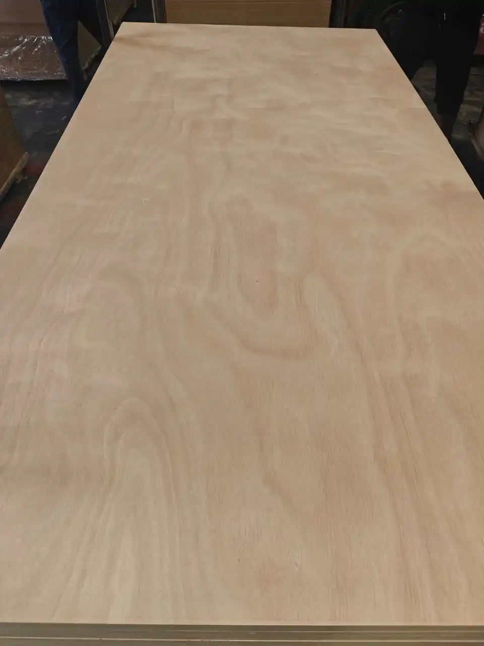 Factory okoume 4x8 plywood sheet eucalyptus poplar core furniture grade Plywood